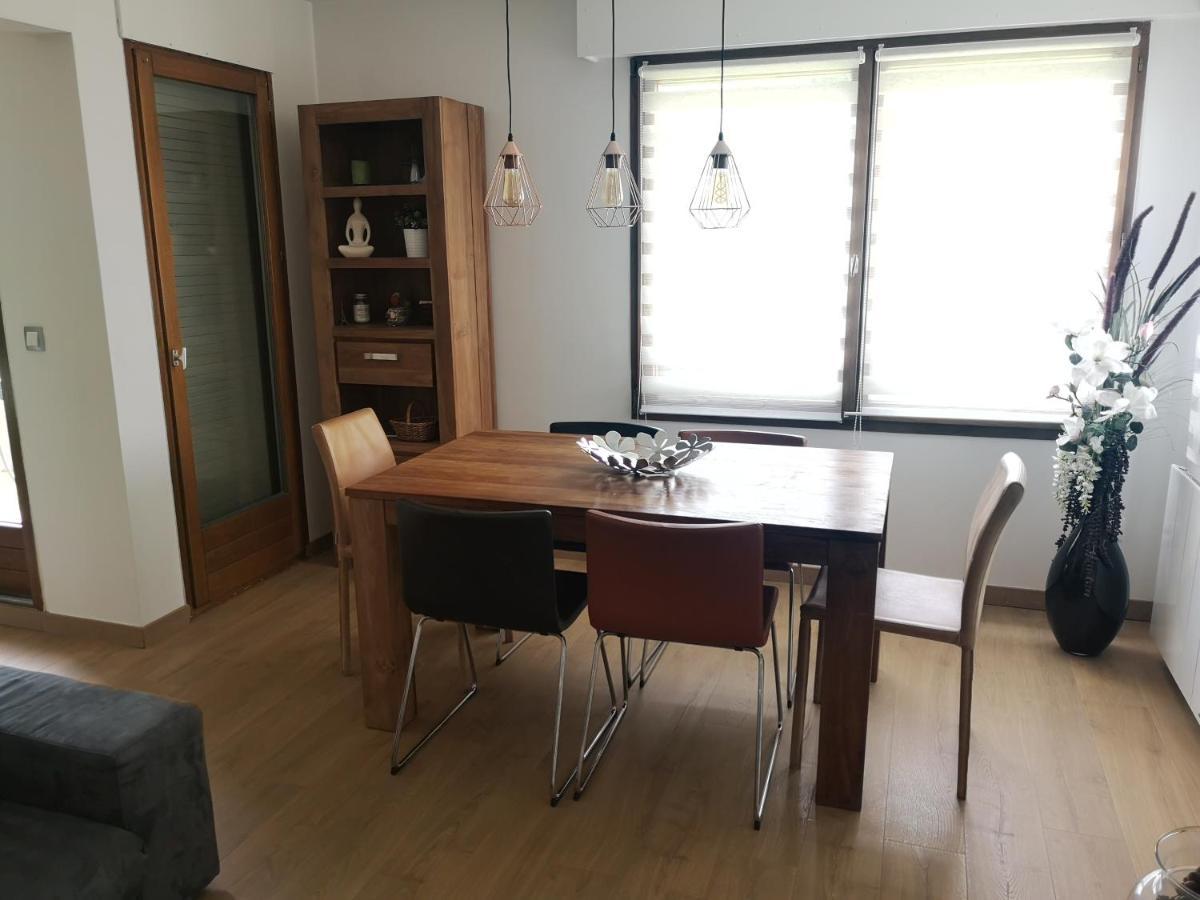 Appartement Meuble Tout Confort Scionzier Kültér fotó